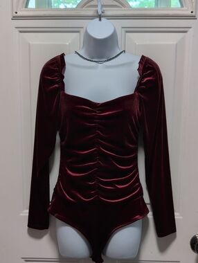 Shinestar Burgundy Velvet Ruched Long-Sleeve Bodysuit